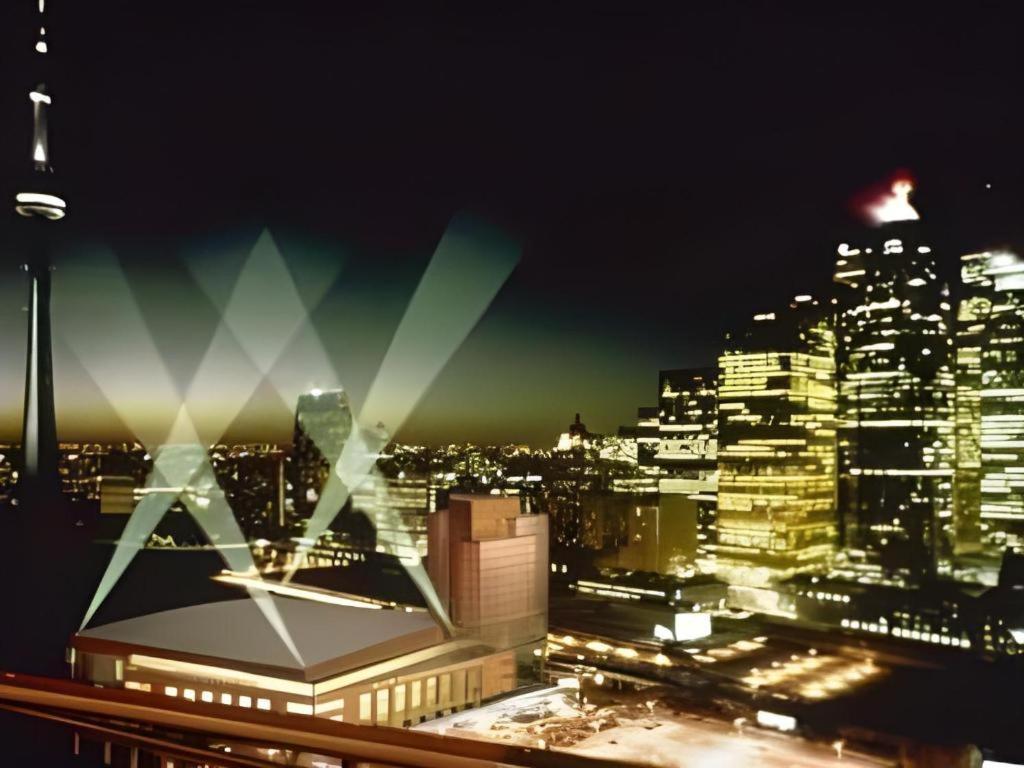 Revery Toronto Downtown, Curio Collection By Hilton Exteriér fotografie